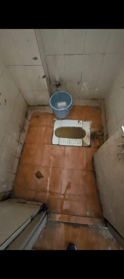 MIC 2 right (I-19) cock and door – before renovation